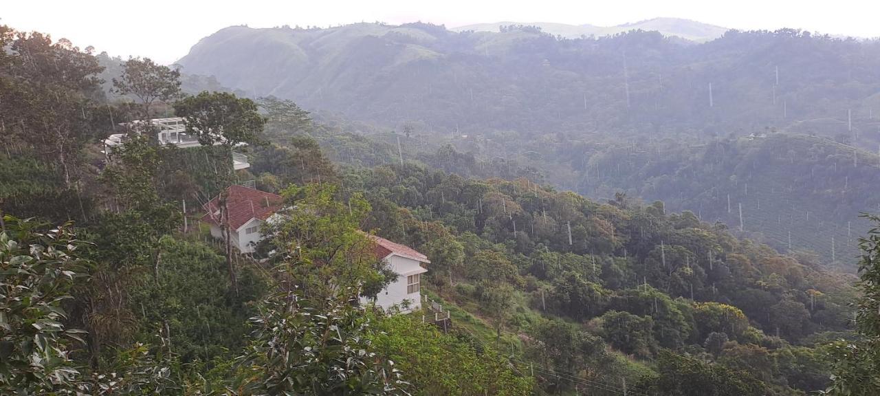 Idam Resort Vagamon Habitación foto